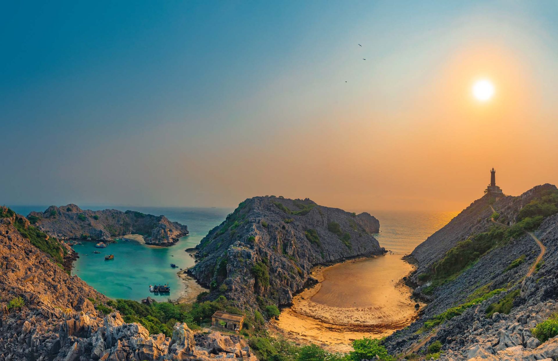 Exploring island with oldest lighthouse in Hai Phong