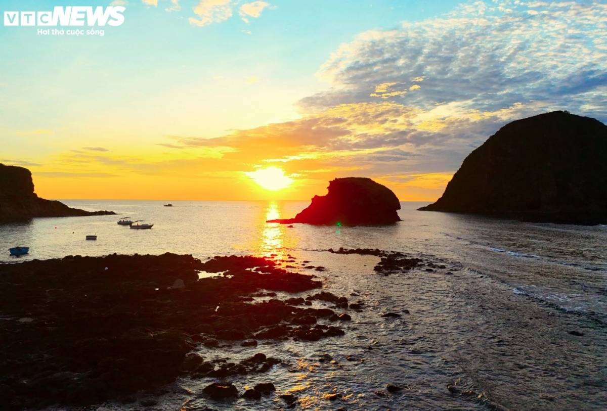 Discovering the charm of Hon Yen islet in Phu Yen province