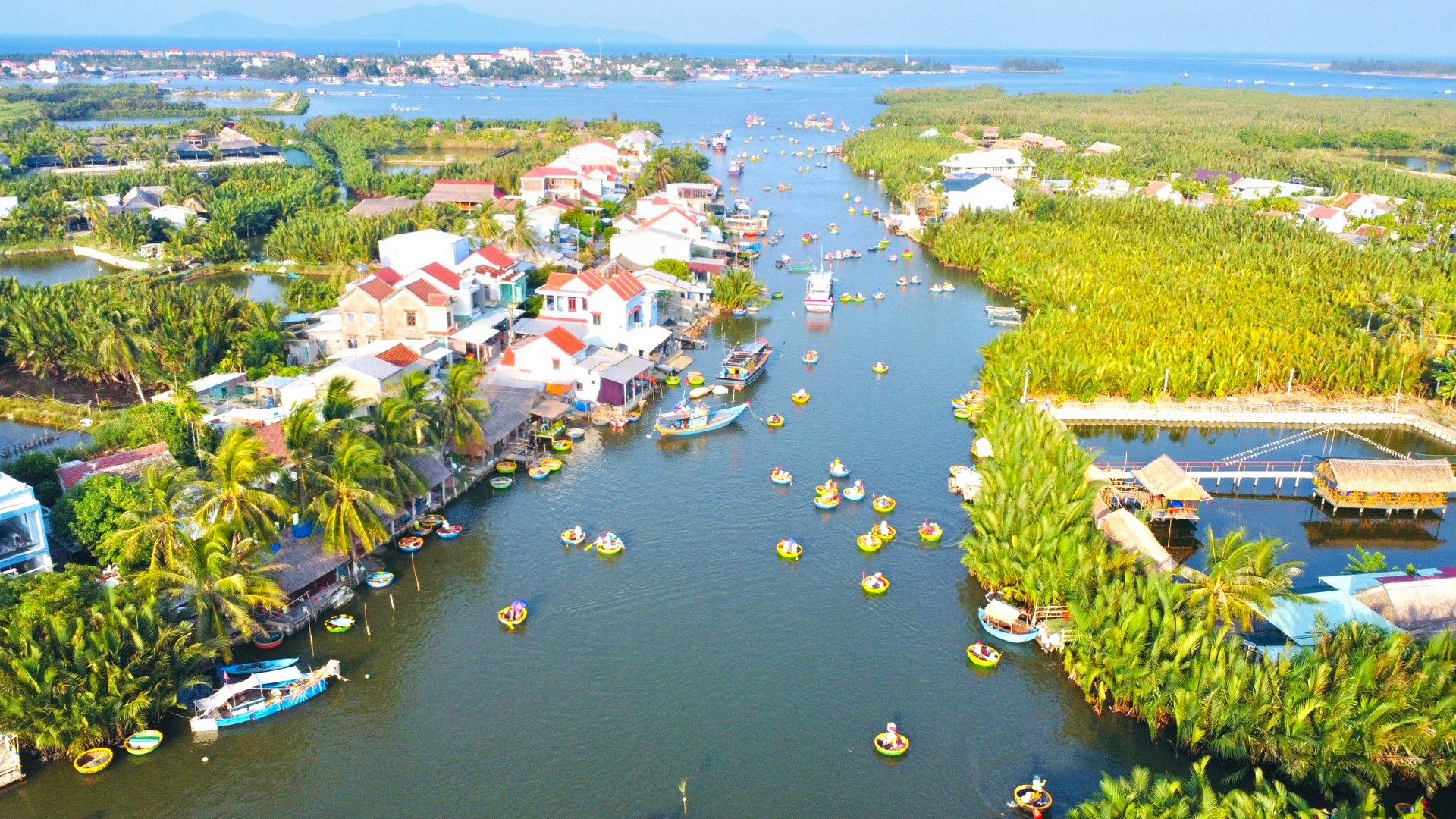 Basket boat ride in Cam Thanh among the world’s most exciting boating experiences