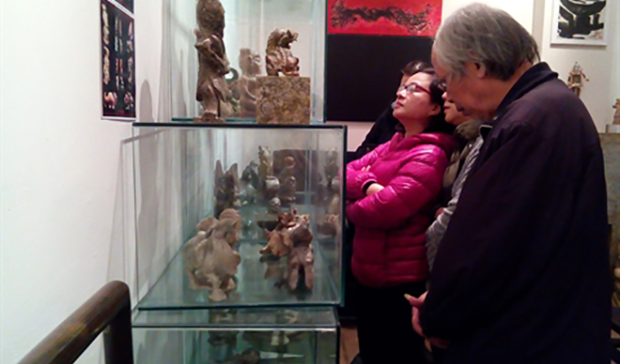 Arts premiers et art contemporain: dialogue entre sculpteurs vietnamiens