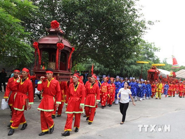Con Son-Kiep Bac festival lures over 80,000 tourists