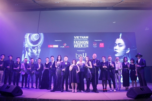 Semaine de la mode internationale du Viet Nam 2014 à Hô Chi Minh-Ville