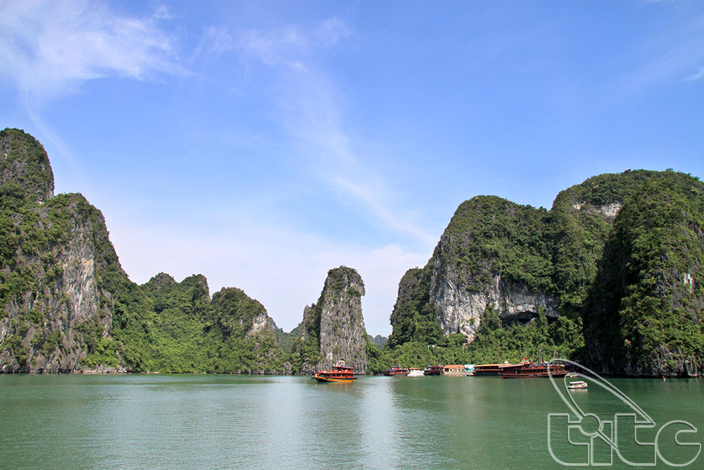 Quang Ninh boost tourism cooperation with Lao, Thai partners