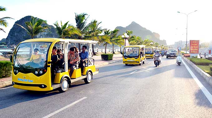 Quang Ninh recognizes three tourism routes in Ha Long