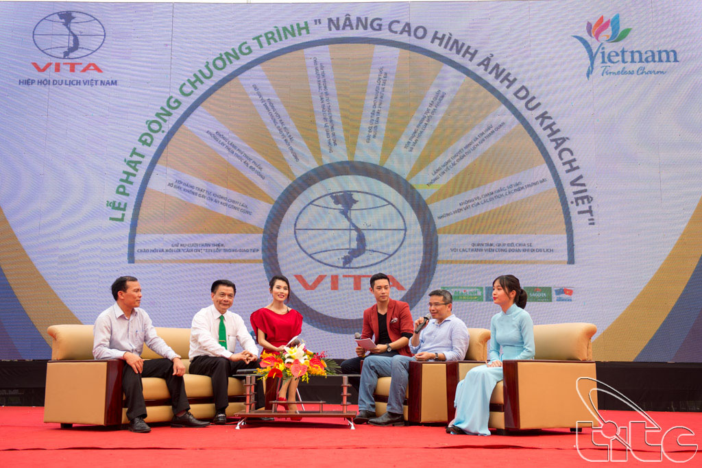 Ông Trần Trọng Kiên - Chủ tịch Tập đoàn Thiên Minh phát biểu tại lễ phát động chiến dịch nâng cao hình ảnh du khách Việt