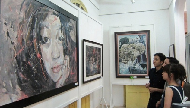Art exhibition of northern central region opens in Thua Thien-Hue