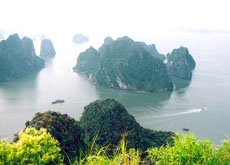 Halong Bay passes wonders second round