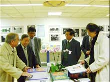 Vietnamese books on show in France 