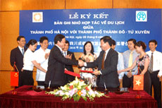 Hanoi, Chinaâ€™s Chengdu increase tourism cooperation 
