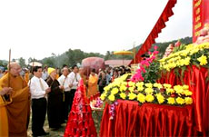 Casting of Thanh Giong statue completed 