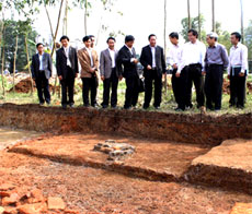 Ancient objects found at former Hoa Lu Capital