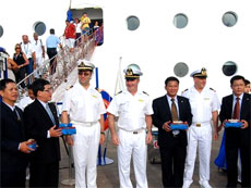 Vietnam, Singapore team up for tourist wharf in Danang 