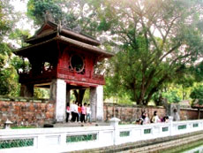 Buddhists acknowledge Hanoiâ€™s millennial birth 