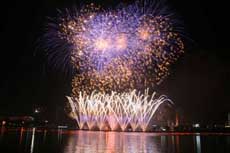 Italy triumphs at intâ€™l fireworks competition