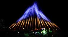 Vietnam displays fireworks in Canada 