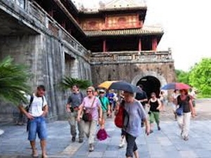Over 10 million tourists visit northern central provinces in 2012