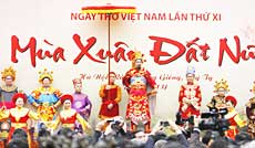 Poetry Day 2013 opens in Hanoi 