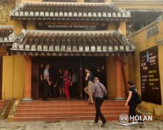 Traditional art performance house opens in Hoi An