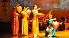 Vietnam tourism and culture festival opened in RoK 