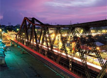 Dans les rues de Hanoi avec le photographe canadien Greg Girard 