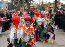 Le Bông, une danse folklorique de Thang Long-Hanoi