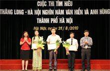 Remise des prix du concours  sur Hanoi