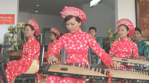 La Semaine de la culture du Vietnam au Laos