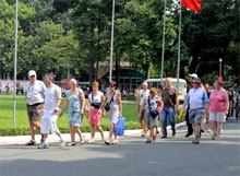 Les premiers touristes étrangers à HCM-Ville de l'année 2011