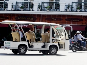 PremiÃ¨re ligne de minibus Ã©lectrique au service du tourisme Ã  Binh Thuan