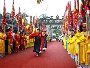 Ouverture de la fête de Con Son - Kiep Bac