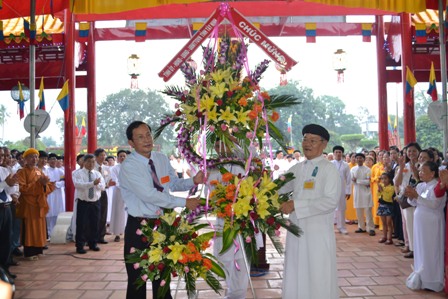 Grande fête annuelle des caodaïstes à Tây Ninh