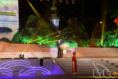Ouverture de la Semaine de la Culture, des Sports et du Tourisme et le 2e Festival des Flamboyants Hai Phong 2013