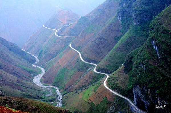 Le col de Ma Pi Lèng et la Route du Bonheur