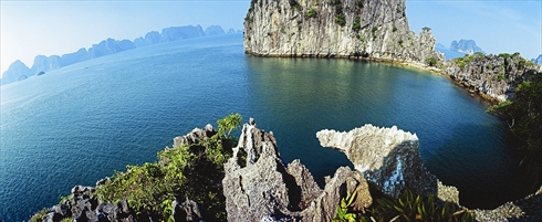 Baie de Ha Long en panoramique, comme si vous y étiez !
