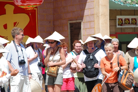Plus de 2,3 millions de touristes étrangers au Vietnam depuis début 2014 