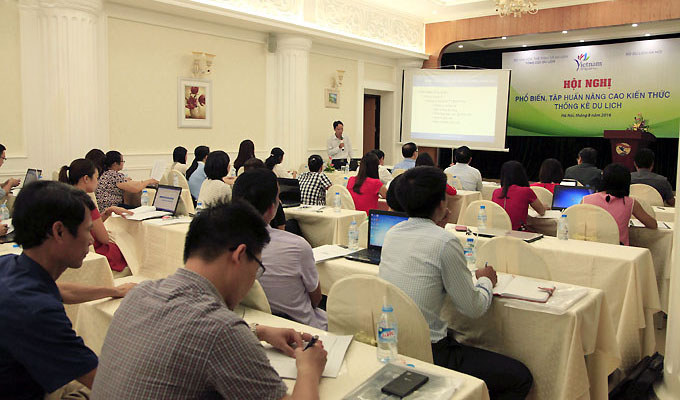 TCDL tổ chức Hội nghị phổ biến, tập huấn nâng cao kiến thức thống kê du lịch tại Hà Nội