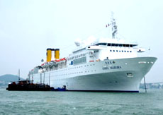 Gần 120.000 lượt khách quốc tế tới Hạ Long bằng đường biển 