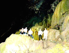 Hà Giang: Phát hiện một hang động đẹp