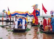 Ninh Bình: Tưng bừng lễ hội Cố đô Hoa Lư