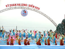 Sôi động Lễ hội Carnaval Hạ Long 2009