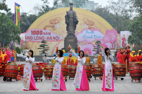 Tưng bừng Hội xuân Thăng Long - Hà Nội ngàn năm 