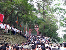 Báo cáo công tác chuẩn bị tổ chức Giỗ Tổ Hùng Vương - Lễ hội Đền Hùng 2010