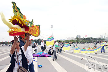 Liên hoan nghệ thuật diều trên “bầu trời hòa bình”