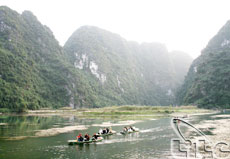 Giới thiệu Quần thể danh thắng Tràng An với UNESCO