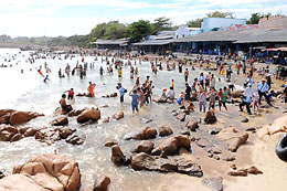 Bình Thuận đón khoảng 200.000 lượt khách từ cuối tháng 4 đến nay