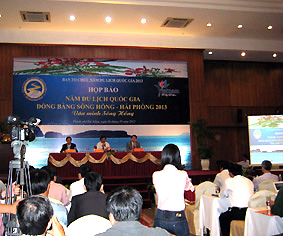 Tại Đà Nẵng: Ban Tổ chức Năm Du lịch quốc gia 2013 họp báo giới thiệu Năm Du lịch quốc gia Đồng bằng sông Hồng - Hải Phòng 2013 