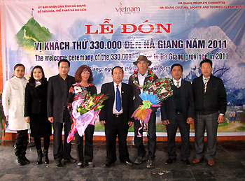 Hà Giang đón vị khách du lịch thứ 330.000 trong năm 2011