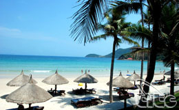 Du lịch Khánh Hòa tăng trưởng khá trong 6 tháng đầu năm 2012