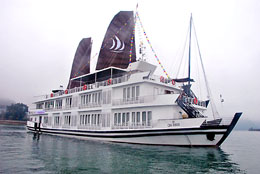 TP Cẩm Phả xây dựng Đề án quy hoạch sắp xếp, quản lý tàu, thuyền, nhà bè trên vịnh Bái Tử Long