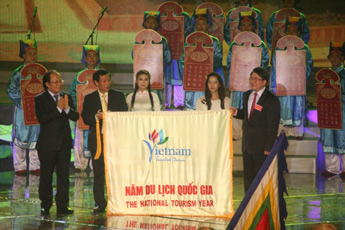 Thành công từ Năm du lịch quốc gia Duyên hải Bắc Trung bộ-Huế 2012 - vai trò người dân được phát huy tối đa